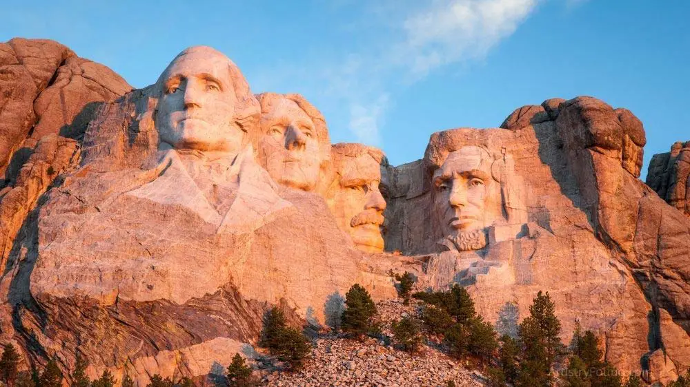 high relief sculpture mount rushmore