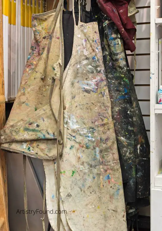 What is a Art Smock and Why You Should Have One 