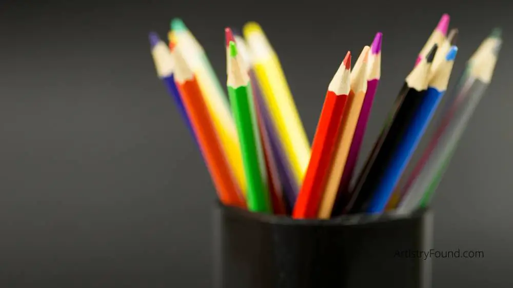 The 7 Best Art Supplies For Drawing (Proven Winners) 